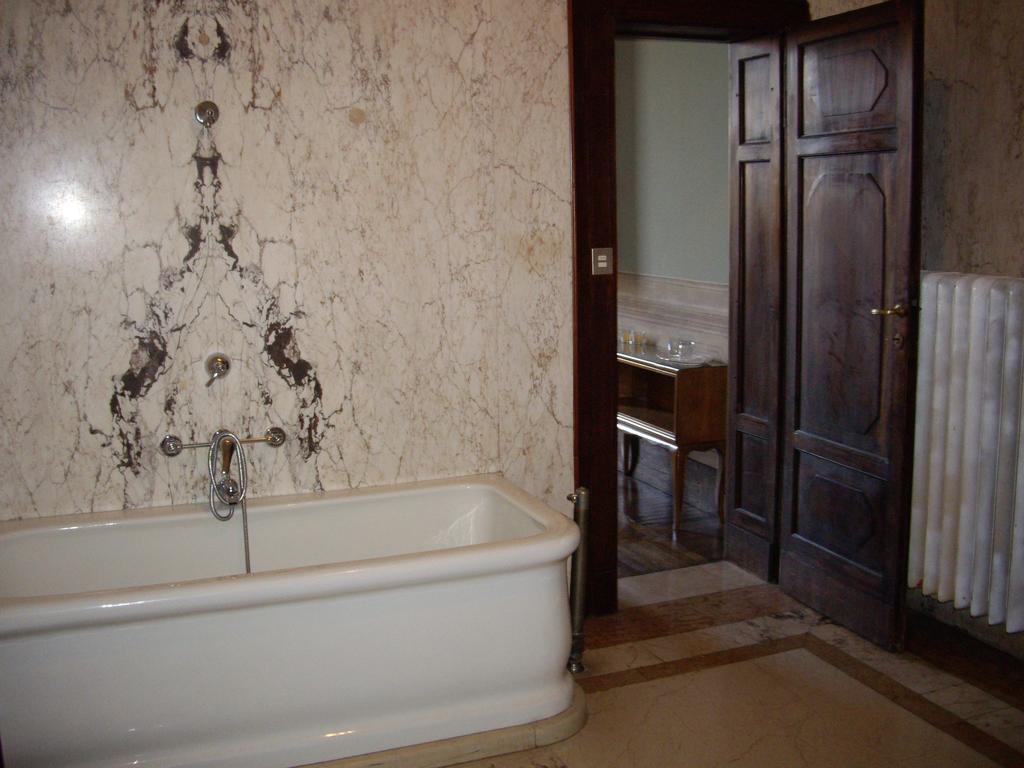 Villa Benni B&B โบโลญญา ห้อง รูปภาพ